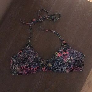 Victoria’s Secret Bikini Top (xs)